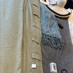 Green Linen Curtain Panel like brand new 160”/51”